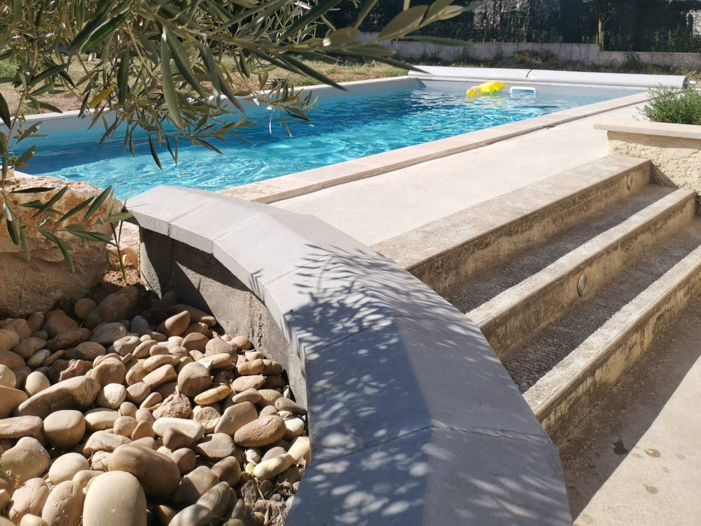 Construction d'une piscine rectangulaire 9m X 4m situé à Eveux près de Lyon